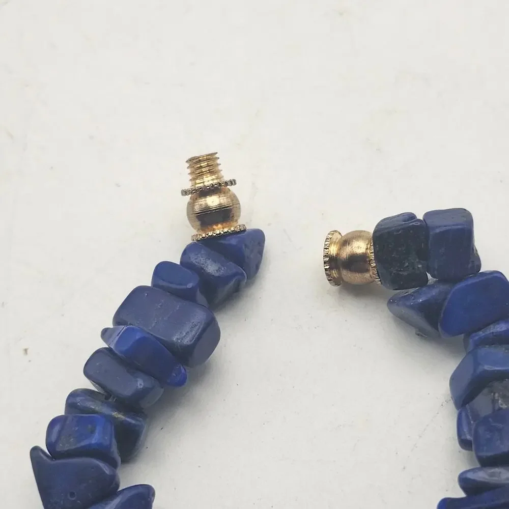 Blue Lapis Lazuli Stone Chip Bead Bracelet Gold Tone Screw Clasp Boho 6.5 In